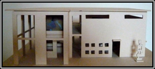 HOUSE I    Frontside  Model 1:50